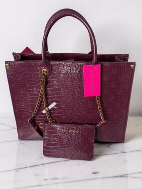 Betsey Johnson dark cherry color,  Textured SKULL embossed Tote with Gold Chain